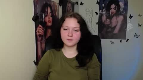 Alice online show from April 18, 6:49 am