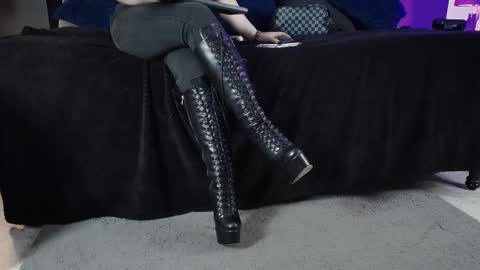 Miss Jade online show from February 4, 11:46 am