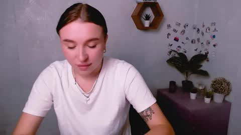 Snapshot of _julianaini_ chatting on September 17, 7:06 am Jolia online show from September 17, 7:06 am
