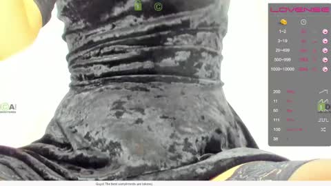 _justcallme_ online show from April 11, 8:56 pm