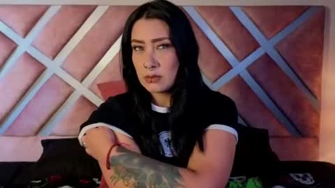 kelly online show from June 9, 12:48 pm