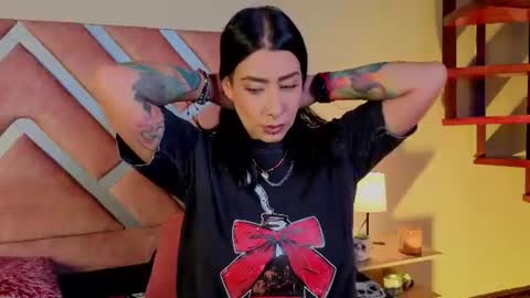 kelly online show from July 2, 12:44 pm