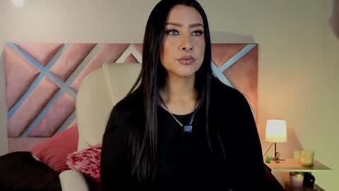 kelly online show from April 17, 12:40 pm