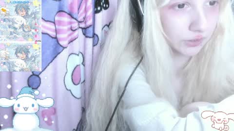  kuro  online show from December 15, 7:42 pm