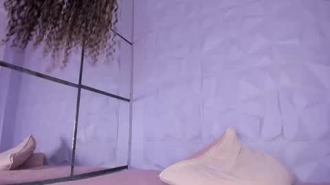 Anna online show from February 13, 4:52 pm