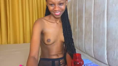 Littlevenus online show from November 8, 12:26 am