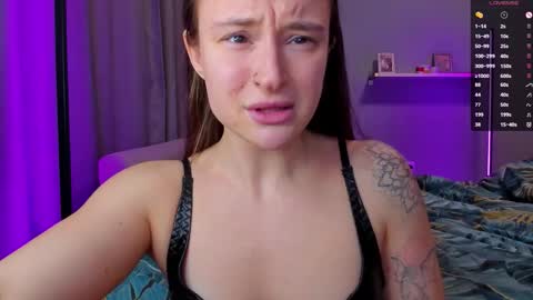 _lorra online show from November 14, 6:52 pm