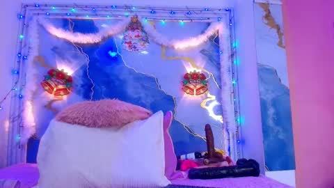 Lorrayne online show from December 17, 12:09 pm