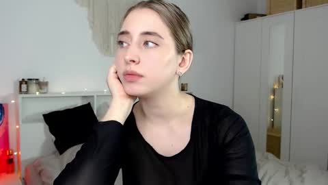 Snapshot of _loveliness_ chatting on January 30, 2:04 pm Amanda mandy online show from January 30, 2:04 pm