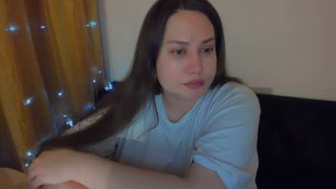 Snapshot of _madalexa_ chatting on December 8, 7:43 pm Alexa online show from December 8, 7:43 pm