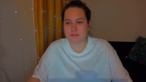 Snapshot of _madalexa_ chatting on December 19, 4:57 pm Alexa online show from December 19, 4:57 pm
