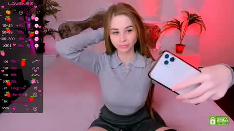 Eva  online show from February 20, 9:09 pm