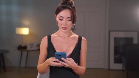 Marie -   -25 discount online show from January 16, 9:40 pm