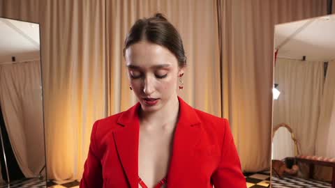  Thursday - start 300 GMT online show from October 19, 7:49 pm