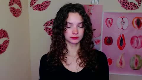 Susie online show from February 17, 1:43 pm