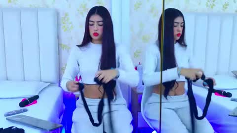 Mia Monroe online show from October 3, 7:52 pm