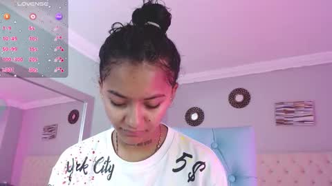 Paula online show from March 21, 11:15 am