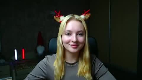 Melanie online show from January 16, 4:36 pm