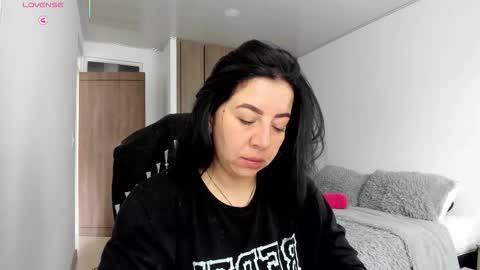 _miss_coco_ online show from February 18, 12:48 pm