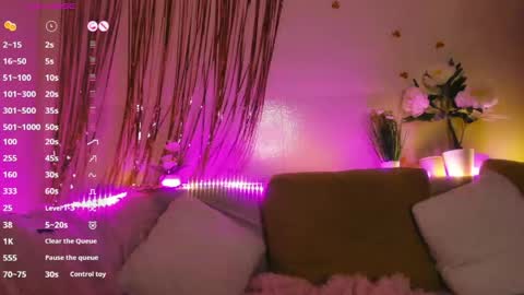 Mila online show from May 29, 6:28 pm
