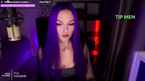 Snapshot of _mistress__ chatting on January 2, 4:13 pm Mistress Milana online show from January 2, 4:13 pm