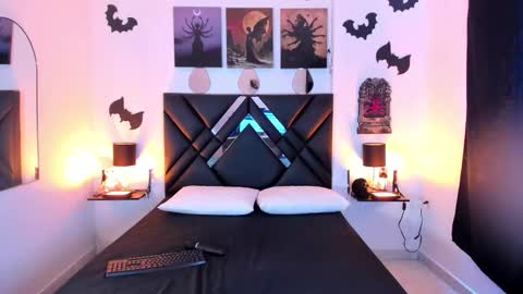 mizuki  online show from February 4, 4:21 pm