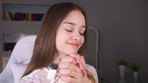 Margo online show from March 13, 6:20 pm