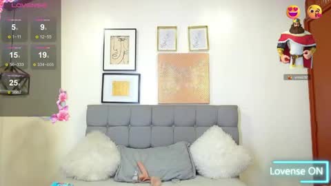 _naomi_s online show from May 8, 1:58 pm