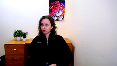 Nica online show from February 7, 12:28 pm