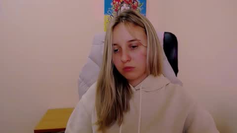 Nica online show from October 19, 11:45 am