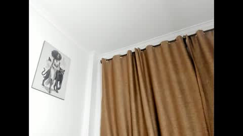 belle online show from November 27, 4:21 pm