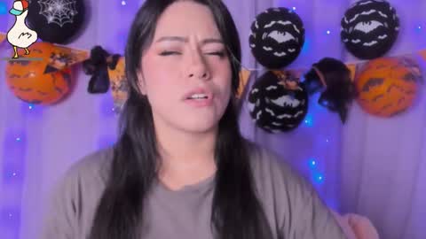 niiky online show from October 22, 12:32 pm