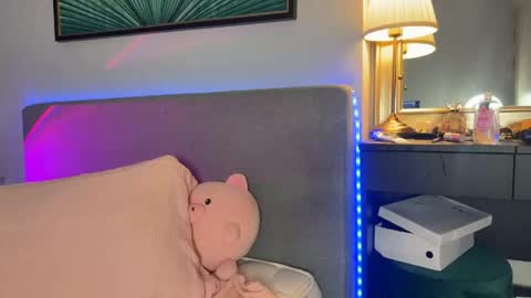 Emily online show from May 10, 3:41 am