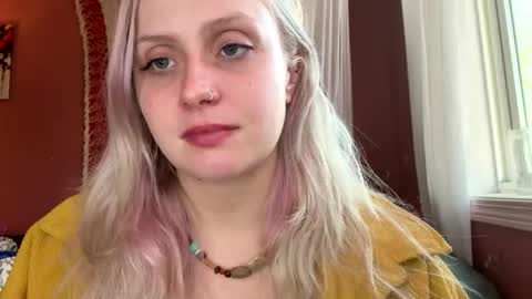 _peaceoutgirlscout_ online show from October 26, 5:30 pm