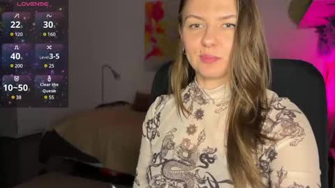 Snapshot of _private_person_ chatting on January 7, 6:35 pm HADLY see u online 0312 online show from January 7, 6:35 pm