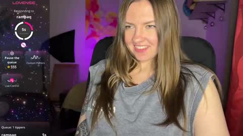 Snapshot of _private_person_ chatting on February 26, 5:10 pm HADLY see u online 0312 online show from February 26, 5:10 pm