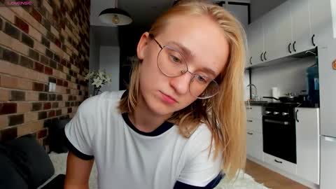 Snapshot of _ruby_kim chatting on September 15, 2:14 pm Ruby online show from September 15, 2:14 pm