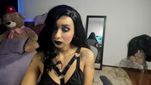 Sarita  online show from November 28, 9:40 pm