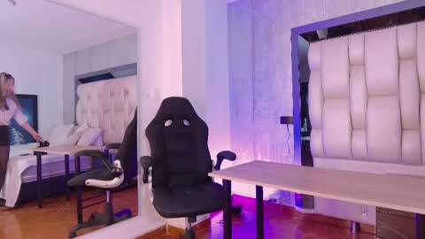 Sara online show from September 17, 12:03 pm