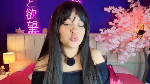 Sara online show from April 7, 4:25 am