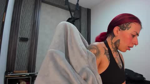 Selene online show from February 20, 1:26 am