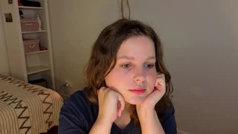 Alice online show from September 22, 2:21 am