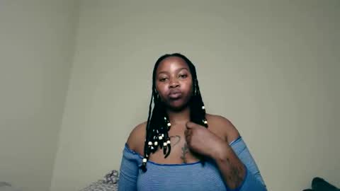 Abbie online show from November 10, 6:03 pm