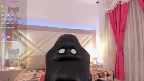 Shayra online show from April 20, 11:24 am