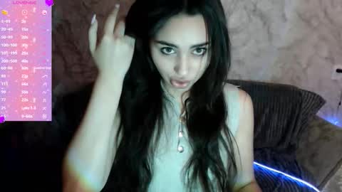 Snapshot of _shynikki chatting on October 1, 3:55 am _shynikki online show from October 1, 3:55 am