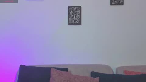 _silvia_vega_ online show from May 9, 5:20 am