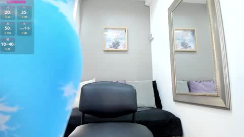 Snapshot of _sofia_cruz chatting on January 3, 7:29 pm 640 200 online show from January 3, 7:29 pm