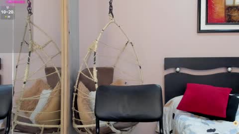 Snapshot of _sofia_cruz chatting on January 23, 7:51 pm 640 200 online show from January 23, 7:51 pm