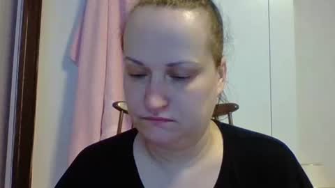 Snapshot of _squirty_pussyyy_ chatting on February 23, 5:06 am Melisa online show from February 23, 5:06 am