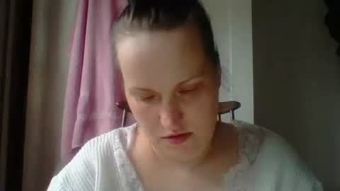 Snapshot of _squirty_pussyyy_ chatting on March 11, 7:35 am Melisa online show from March 11, 7:35 am